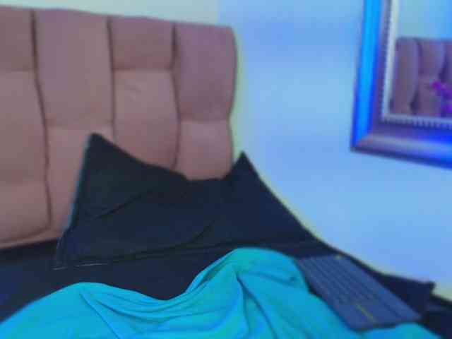 LiamRochi webcam