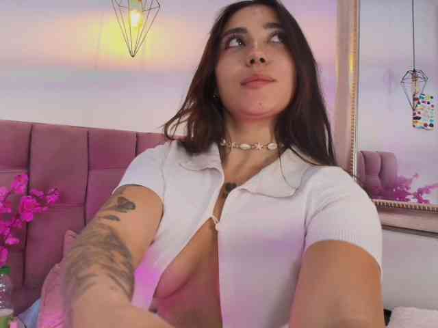 LiamRochi webcam