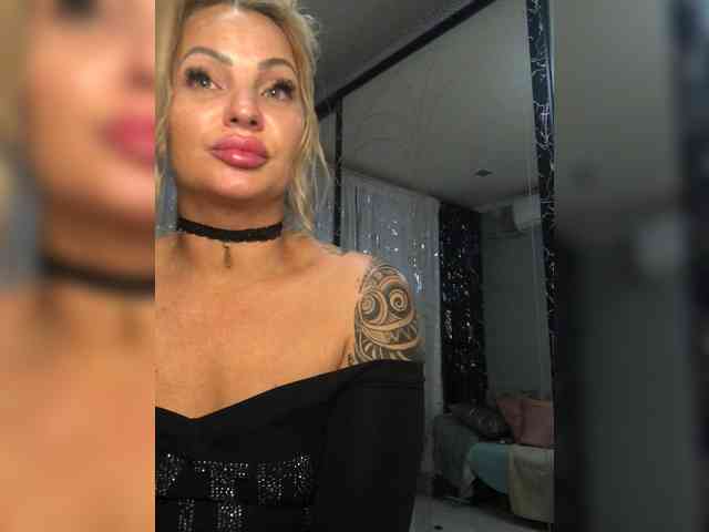 AngelGlowx webcam