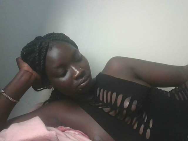 Ebonymaya25