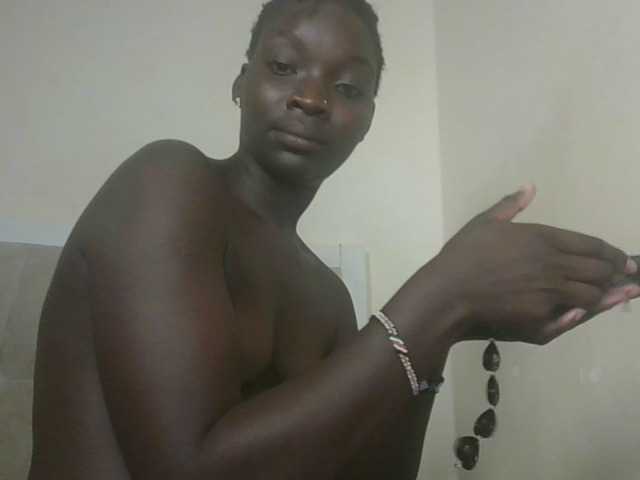 Ebonymaya25