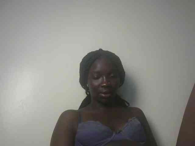 Ebonymaya25 webcam