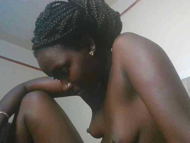 Ebonymaya25 webcam
