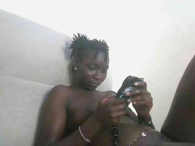Ebonymaya25