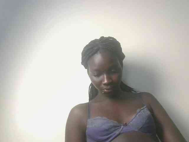 Ebonymaya25