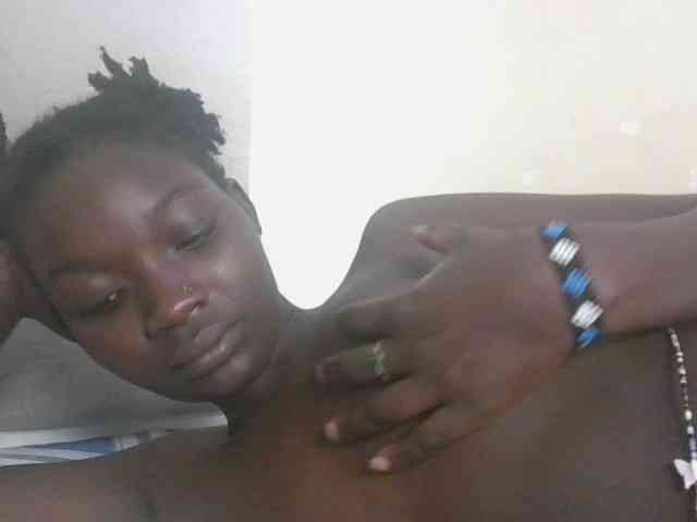 Ebonymaya25