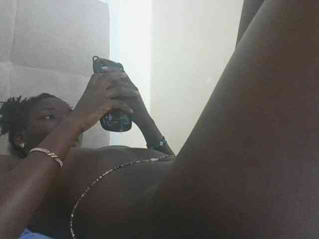Ebonymaya25