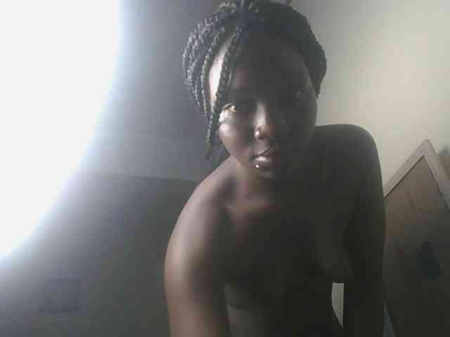 Ebonymaya25 webcam