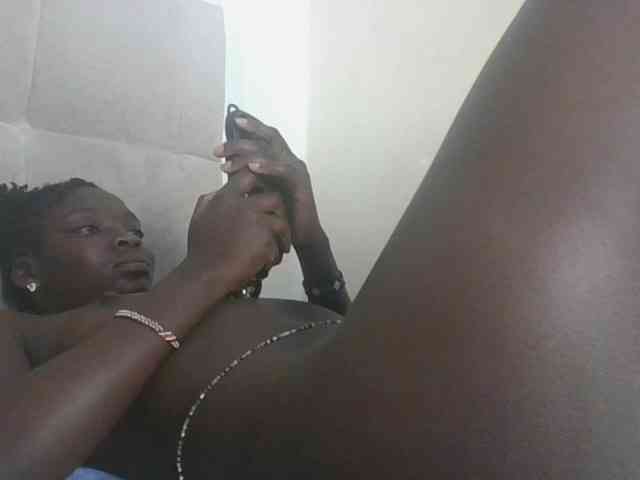 Ebonymaya25