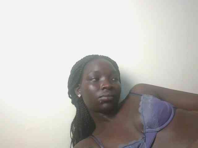 Ebonymaya25 webcam
