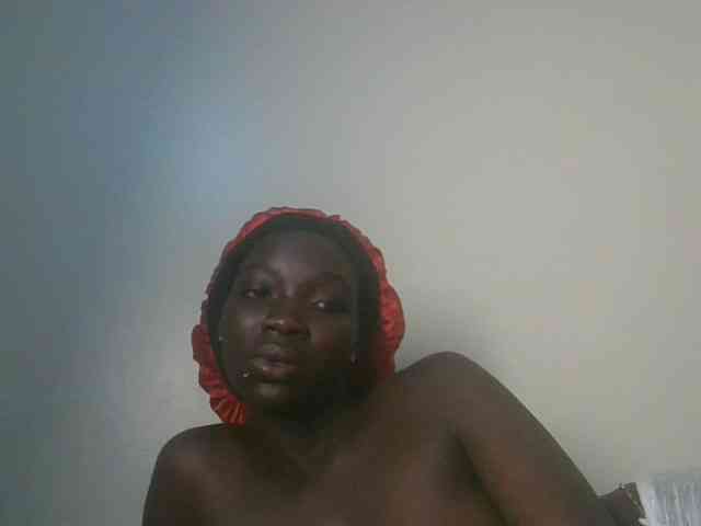 Ebonymaya25 webcam