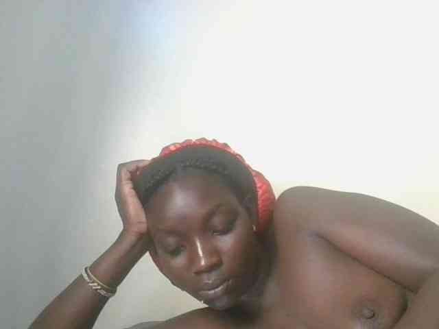 Ebonymaya25 webcam