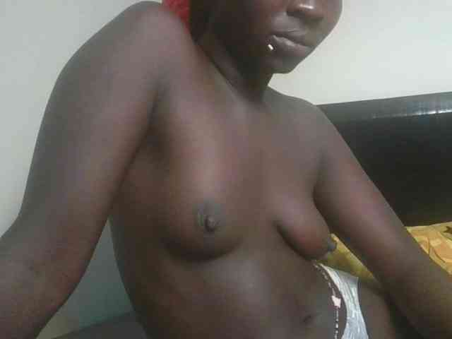 Ebonymaya25 webcam