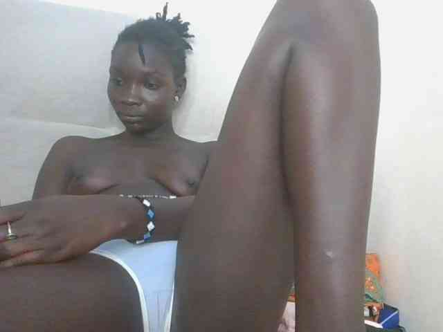 Ebonymaya25 webcam