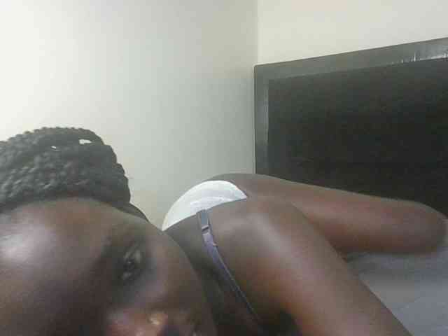 Ebonymaya25