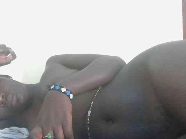 Ebonymaya25 webcam