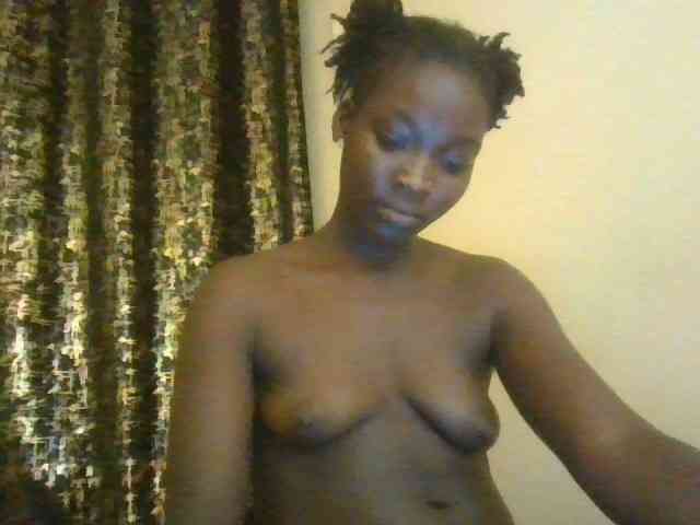 Ebonymaya25 webcam