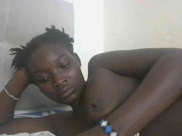 Ebonymaya25