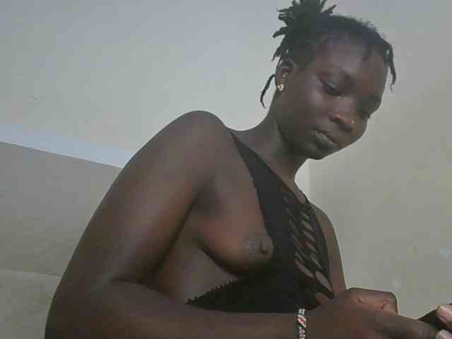 Ebonymaya25