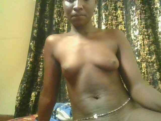 Ebonymaya25 Live Webcam on BongaCams