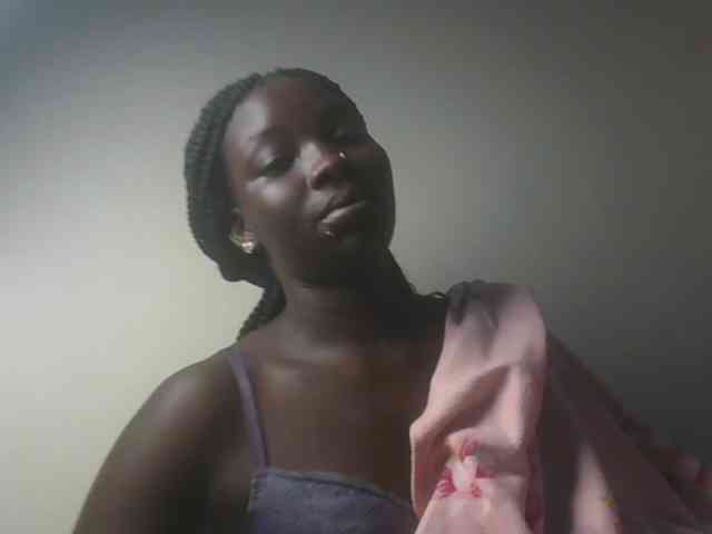 Ebonymaya25 webcam