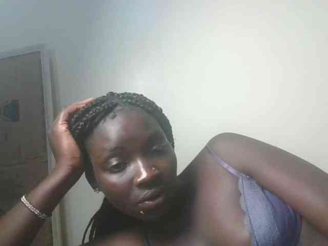 Ebonymaya25 webcam