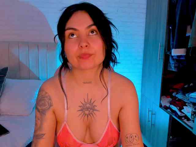 taniarose1 webcam