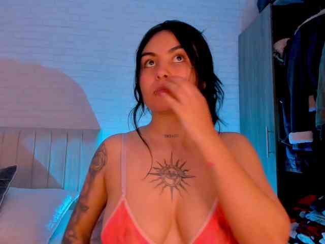 taniarose1 webcam