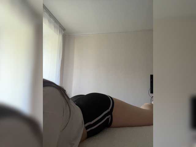Eva1Cute live cam on BongaCams