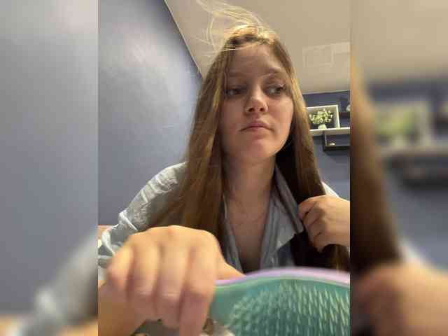 1Cutee webcam