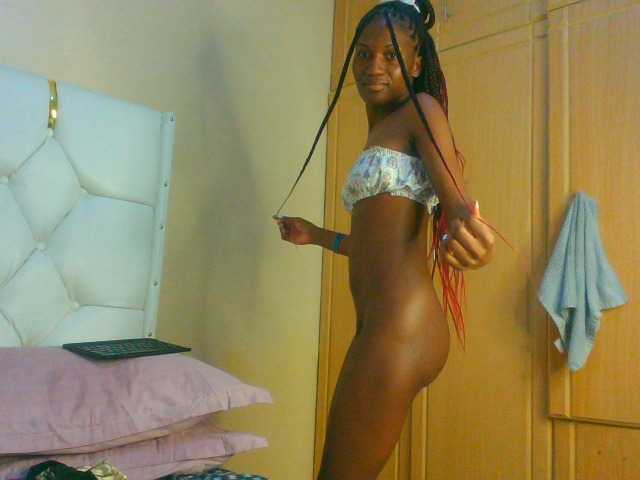 Hornygirl21 live cam on BongaCams