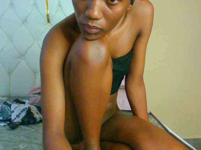 Hornygirl21 webcam