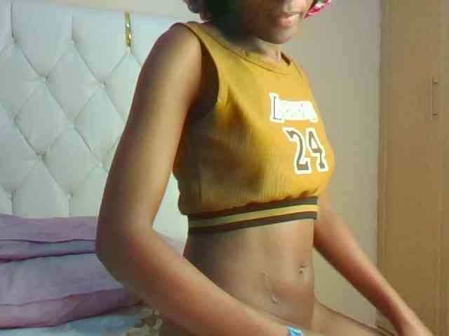 Hornygirl21 webcam