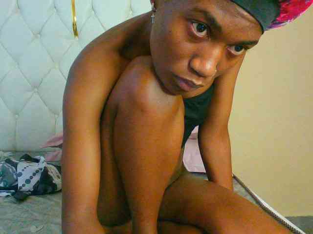 Hornygirl21 webcam