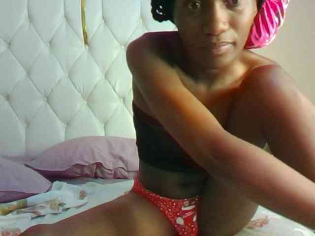 Hornygirl21 webcam