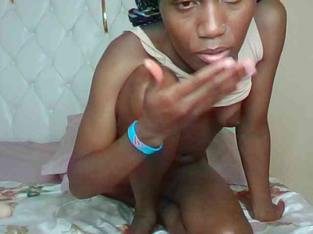 Hornygirl21 webcam