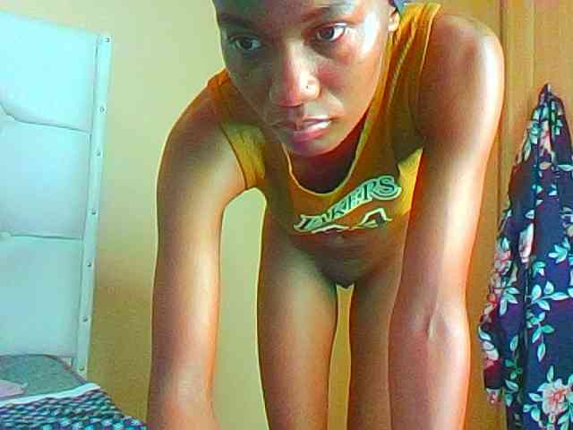 Hornygirl21 webcam