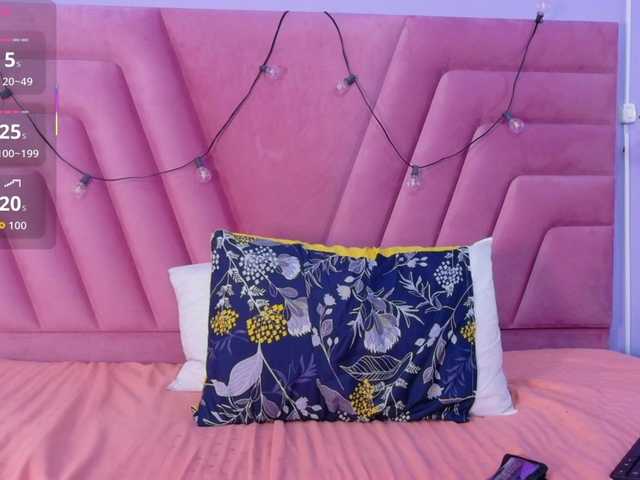 Preview of bigcurvymoomy