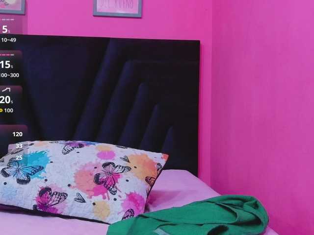 Preview of bigcurvymoomy