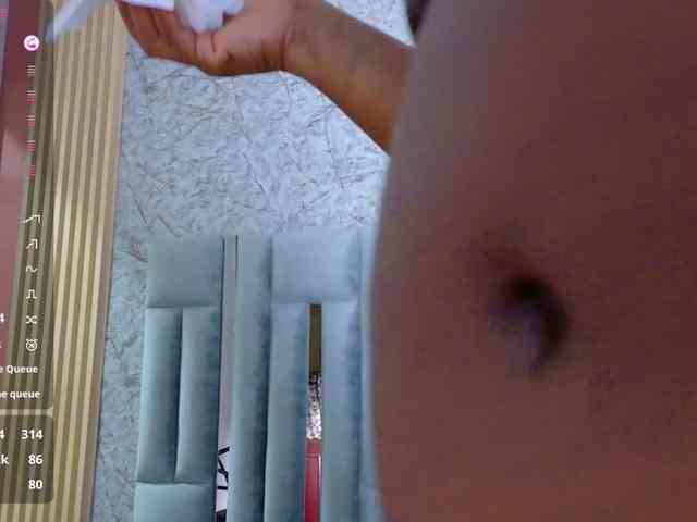 bigcurvymoomy