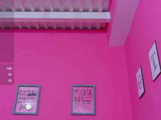 bigcurvymoomy webcam