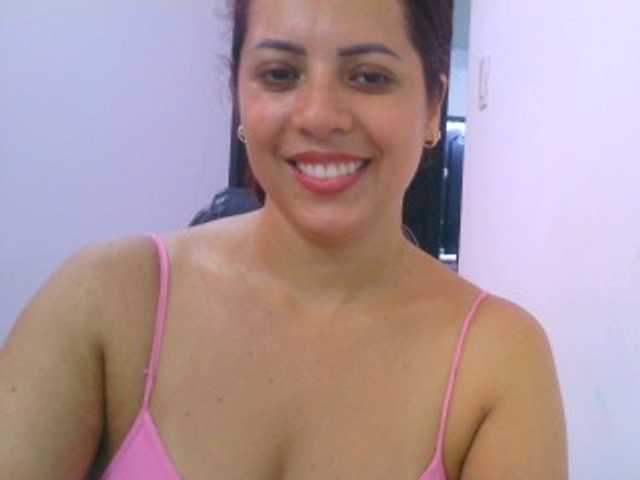 anne-kis live cam on BongaCams