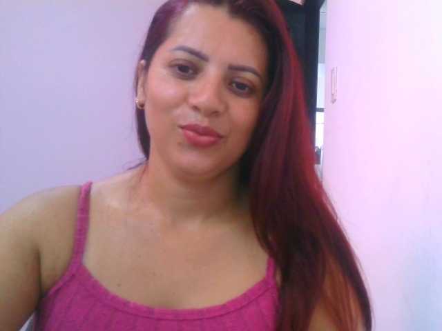 anne-kis live cam on BongaCams
