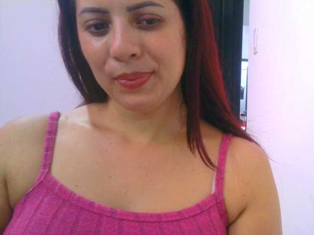 anne-kis live cam on BongaCams