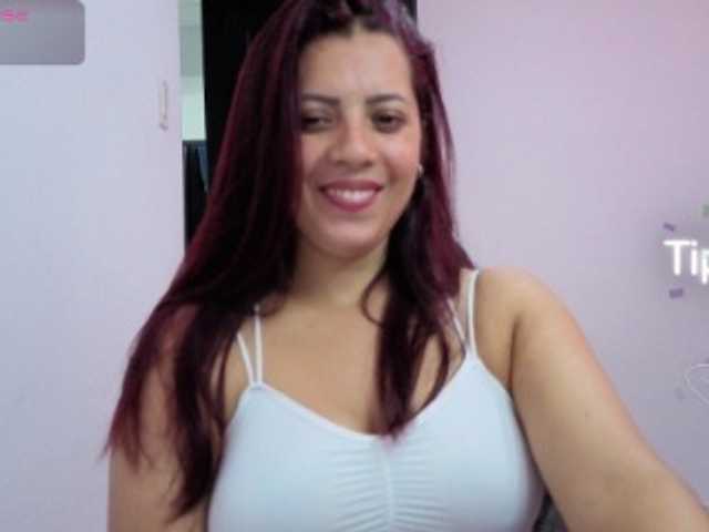 anne-kis live cam on BongaCams