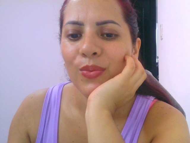 anne-kis live cam on BongaCams