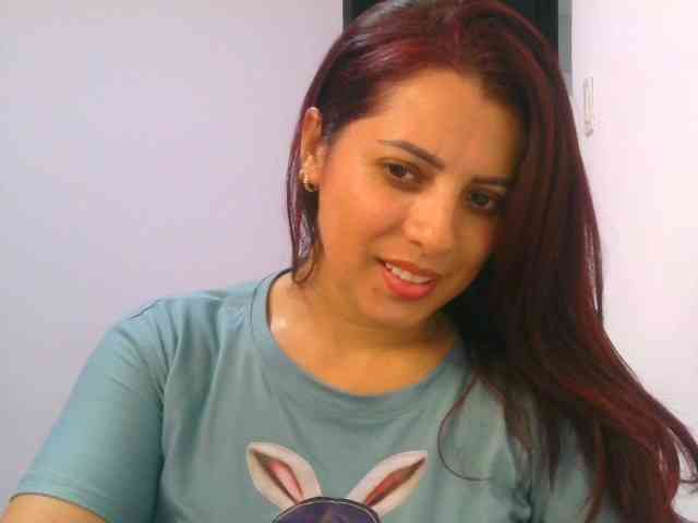 anne-kis Live Webcam on BongaCams