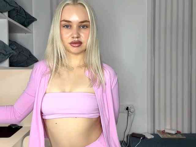 YaekoEisnaugle webcam