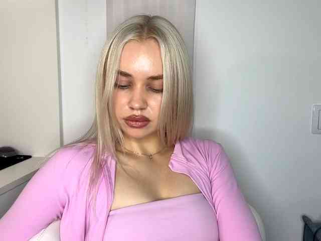 YaekoEisnaugle webcam