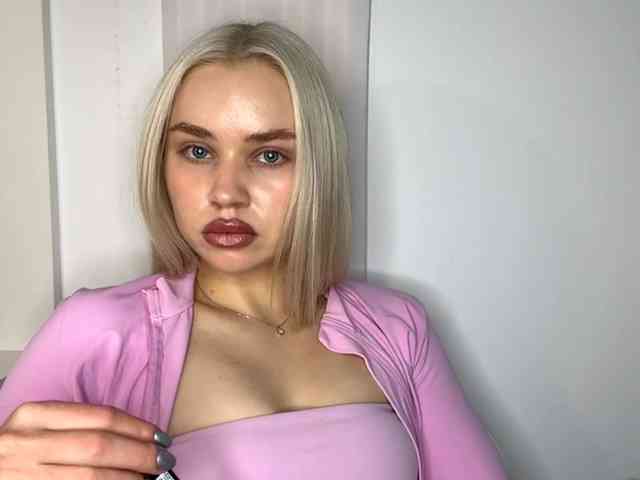 YaekoEisnaugle webcam